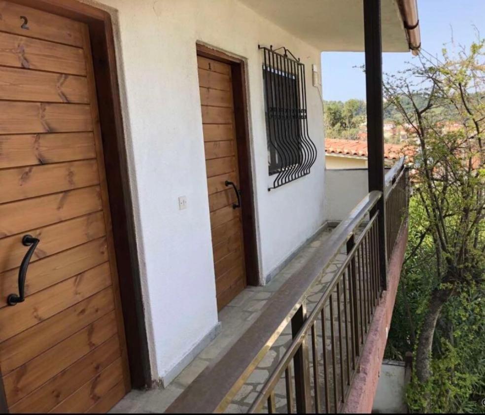 Sarizas Apartments 希维利 外观 照片