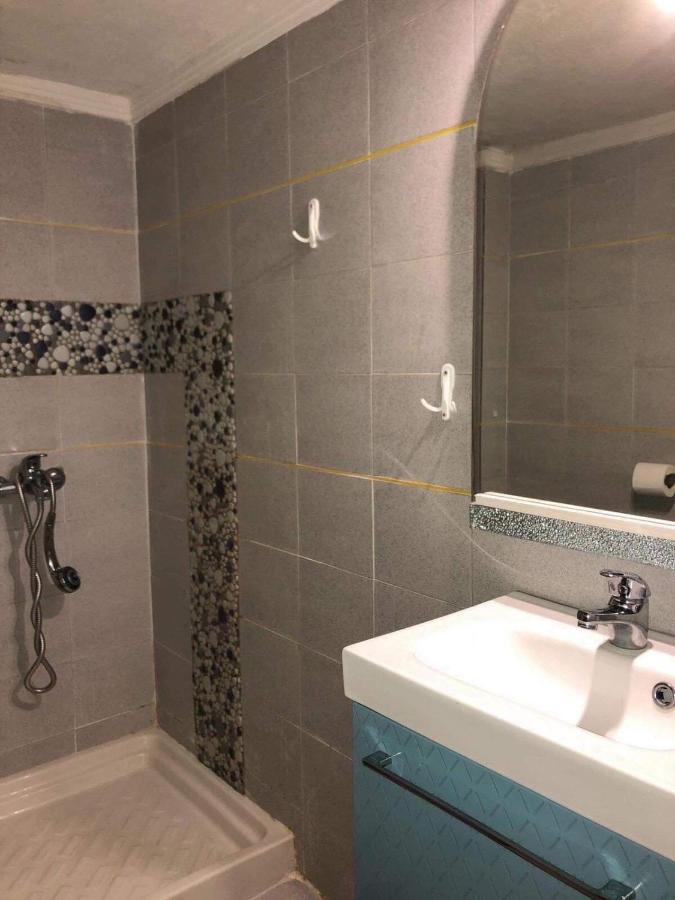 Sarizas Apartments 希维利 外观 照片